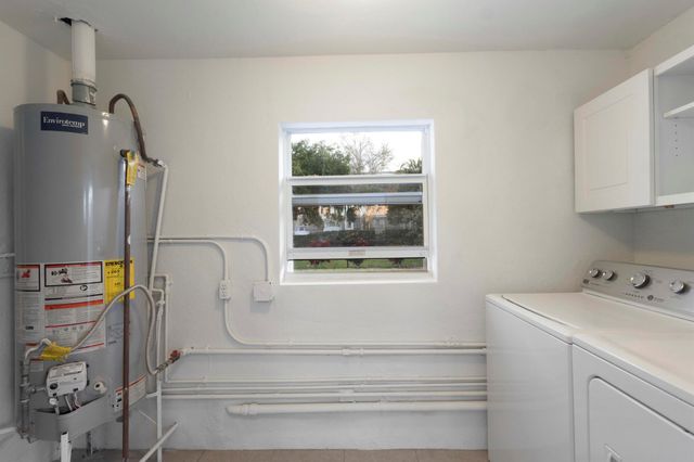 2940 NE 18th Street, Pompano Beach, FL 33062