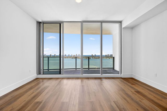 220 Lake Shore Drive 1808, West Palm Beach, FL 33403