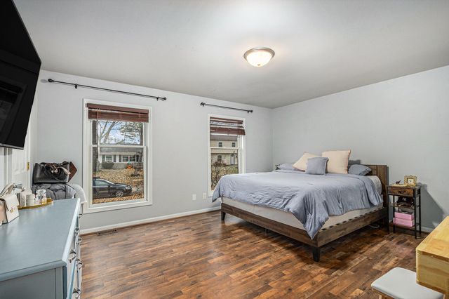 398 W Millport Drive, Valparaiso, IN 46385