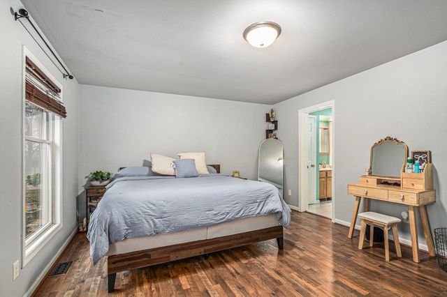 398 W Millport Drive, Valparaiso, IN 46385