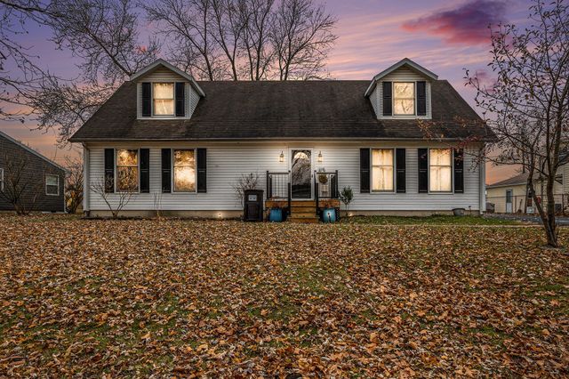 398 W Millport Drive, Valparaiso, IN 46385