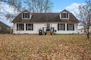 398 W Millport Drive, Valparaiso, IN 46385