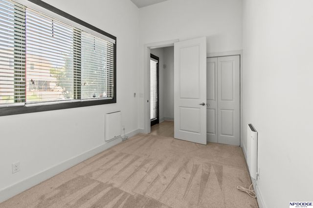 819 S 31 Street, Omaha, NE 68105