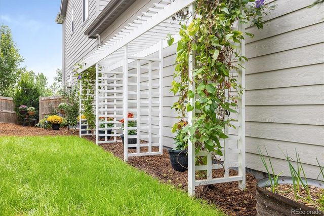 10121 Flower Street, Broomfield, CO 80021