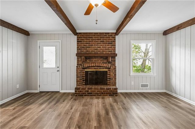 1313 E 98th Terrace, Kansas City, MO 64131