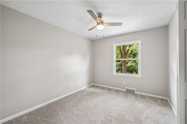 1313 E 98th Terrace, Kansas City, MO 64131