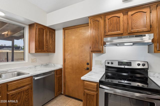 19222 N 12TH Street, Phoenix, AZ 85024