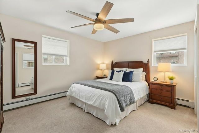 123 Park Avenue A4, Amityville, NY 11701