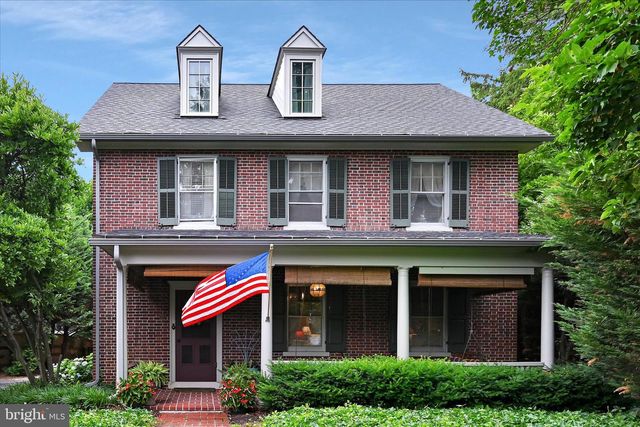 11 UNION AVE, New Holland, PA 17557
