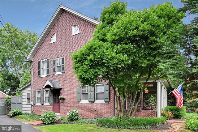 11 UNION AVE, New Holland, PA 17557