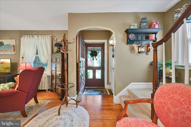 11 UNION AVE, New Holland, PA 17557