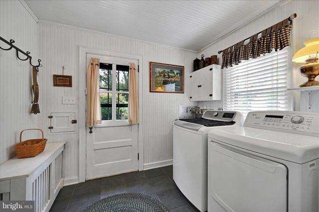 11 UNION AVE, New Holland, PA 17557