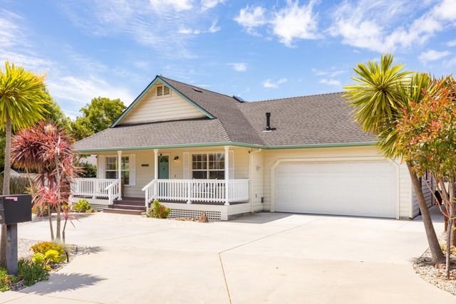 1415 Chanticleer Avenue, Santa Cruz, CA 95062