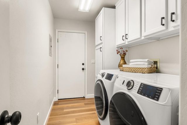 1415 Chanticleer Avenue, Santa Cruz, CA 95062