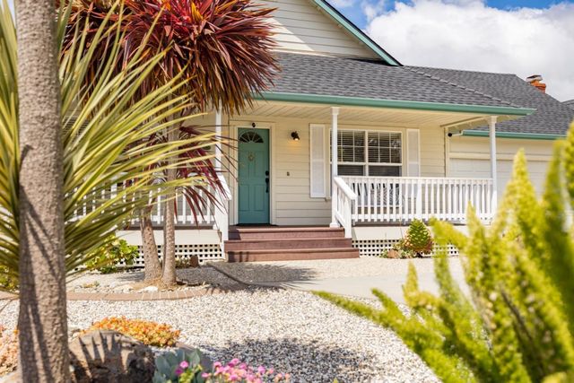 1415 Chanticleer Avenue, Santa Cruz, CA 95062
