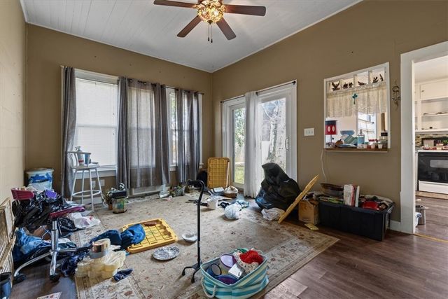 150 S Center Street, Elkins, AR 72727