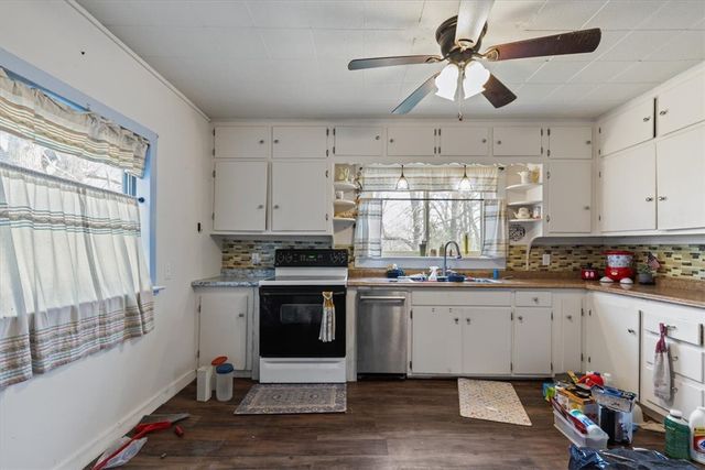 150 S Center Street, Elkins, AR 72727