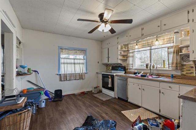 150 S Center Street, Elkins, AR 72727