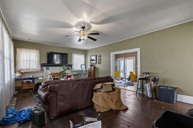 150 S Center Street, Elkins, AR 72727