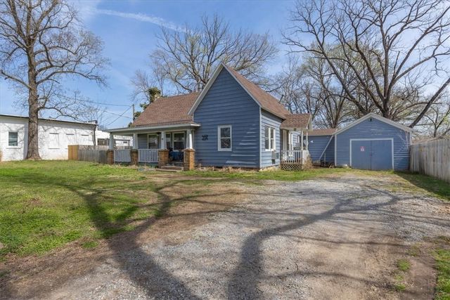 150 S Center Street, Elkins, AR 72727