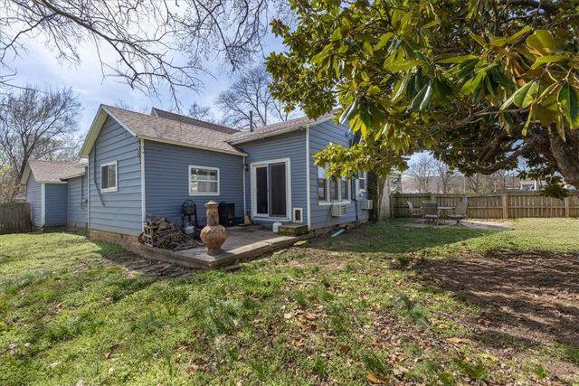 150 S Center Street, Elkins, AR 72727