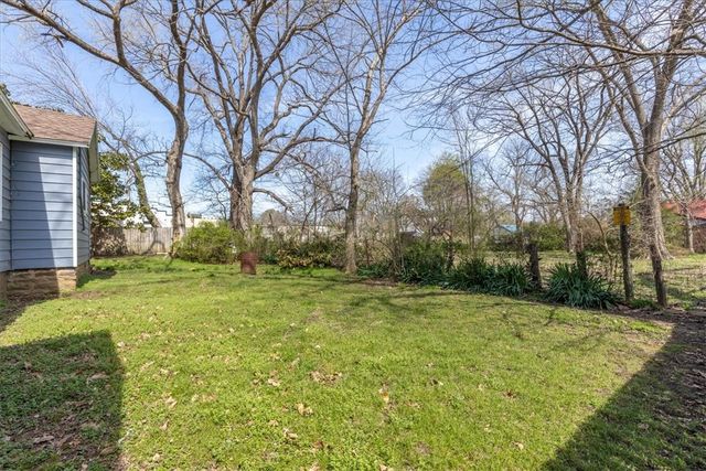 150 S Center Street, Elkins, AR 72727