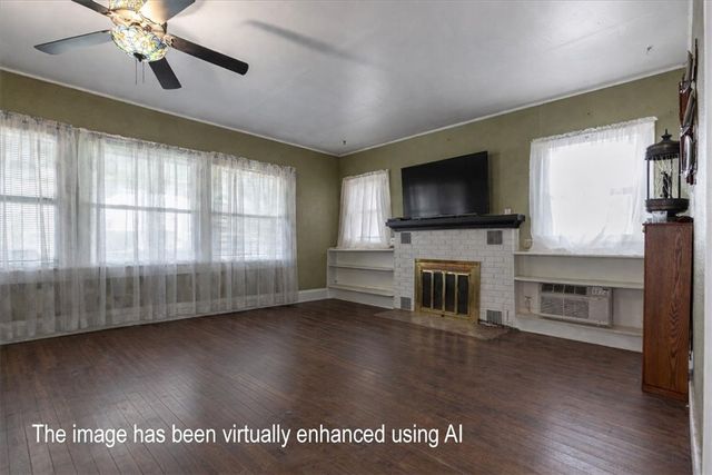 150 S Center Street, Elkins, AR 72727