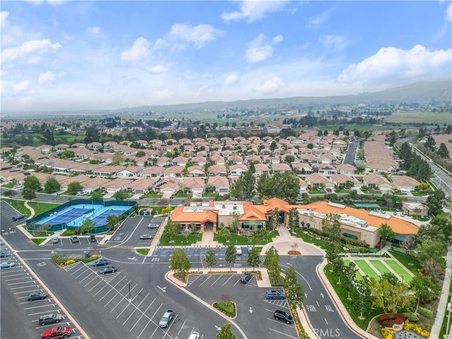 977 Avenal Way, Beaumont, CA 92223