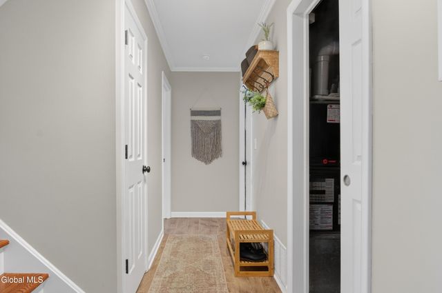 19 Barkwood Lane, Clifton Park, NY 12065