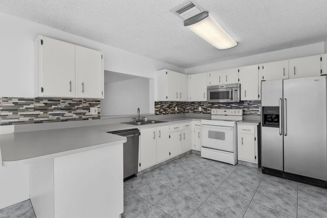12212 NW 36th Place, Sunrise, FL 33323