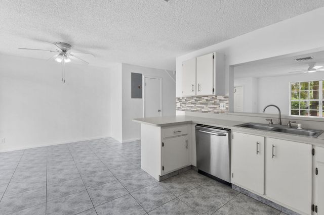 12212 NW 36th Place, Sunrise, FL 33323