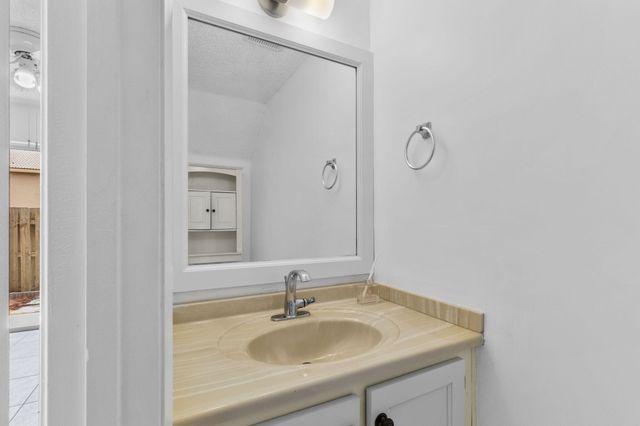 12212 NW 36th Place, Sunrise, FL 33323