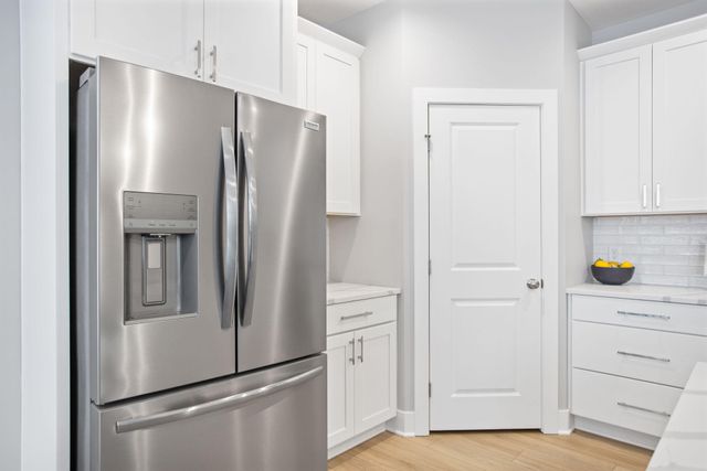 10137 Strawberry Lane, Zeeland, MI 49464