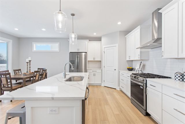 10137 Strawberry Lane, Zeeland, MI 49464