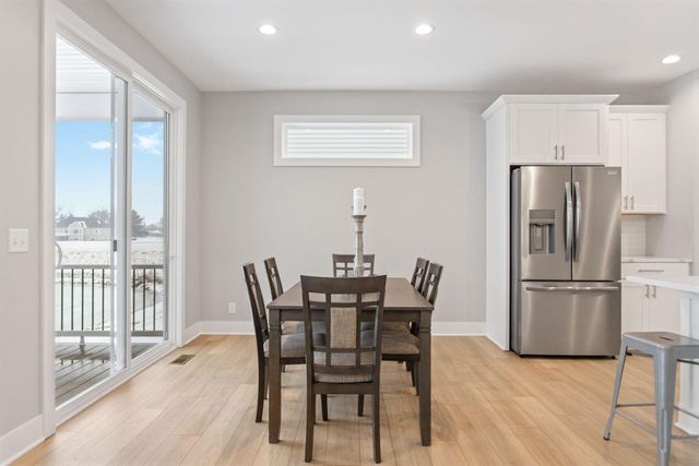 10137 Strawberry Lane, Zeeland, MI 49464