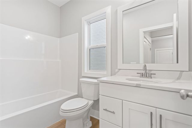 10137 Strawberry Lane, Zeeland, MI 49464