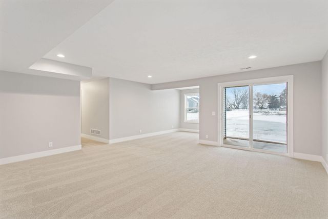 10137 Strawberry Lane, Zeeland, MI 49464