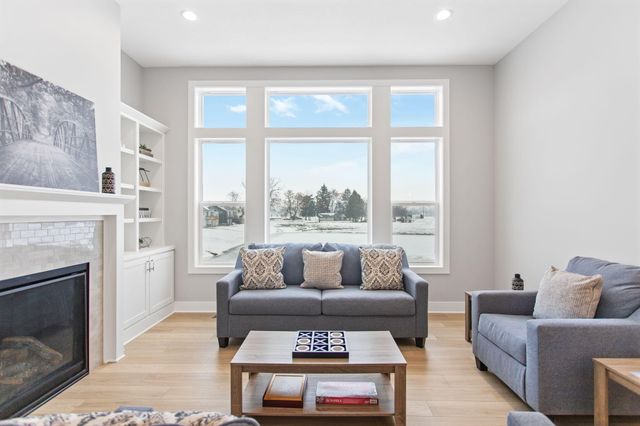 10137 Strawberry Lane, Zeeland, MI 49464