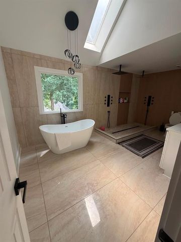 35 Parkview Trace Pass SW, Lilburn, GA 30047