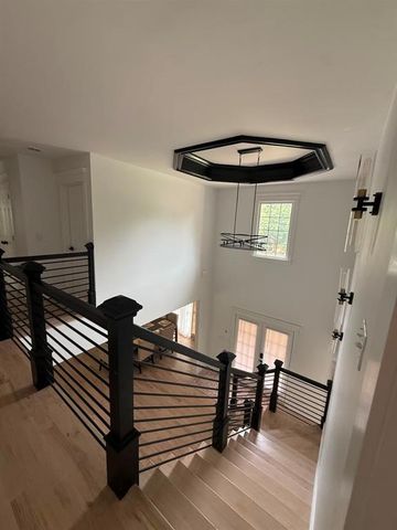 35 Parkview Trace Pass SW, Lilburn, GA 30047