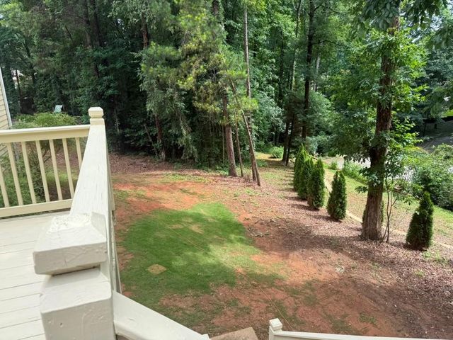 35 Parkview Trace Pass SW, Lilburn, GA 30047