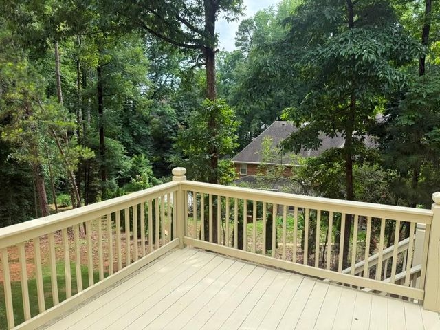 35 Parkview Trace Pass SW, Lilburn, GA 30047