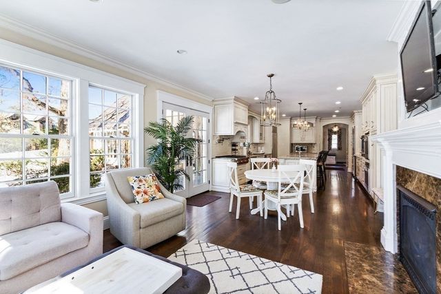 115 Aspen Ave, Newton, MA 02466