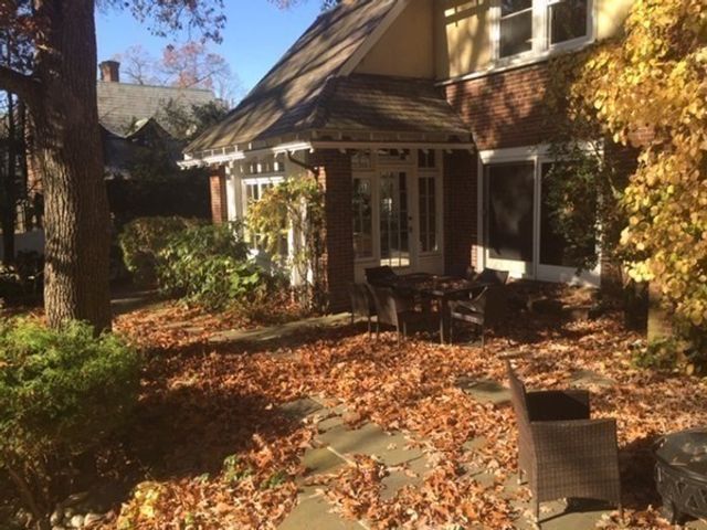 115 Aspen Ave, Newton, MA 02466