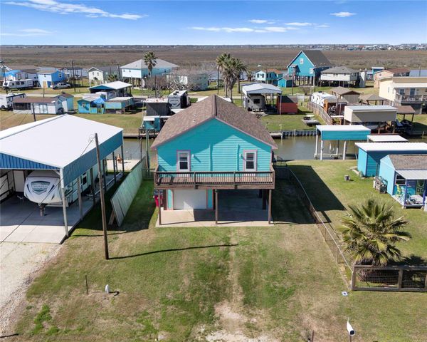 480 County Road 202, Sargent, TX 77414