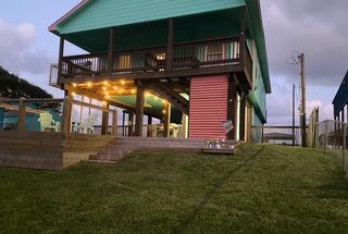 480 County Road 202, Sargent, TX 77414