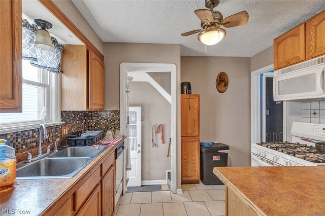 4427 Albertly Avenue, Parma, OH 44134
