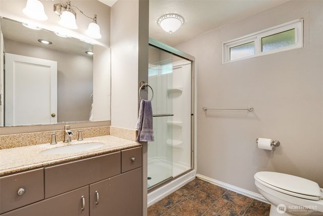 414 W Wyandotte Avenue, Shelton, WA 98584