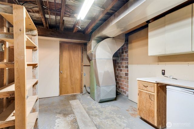 414 W Wyandotte Avenue, Shelton, WA 98584