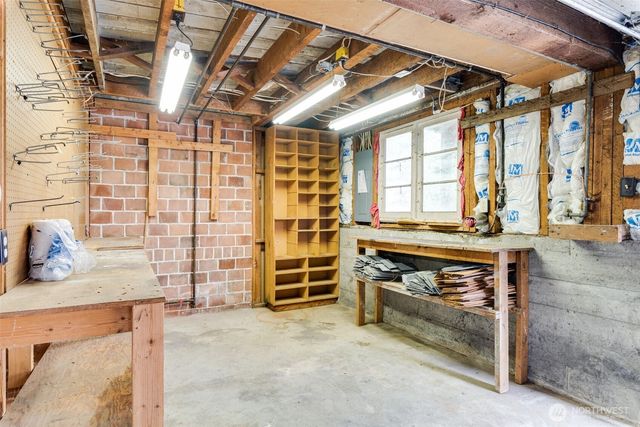 414 W Wyandotte Avenue, Shelton, WA 98584